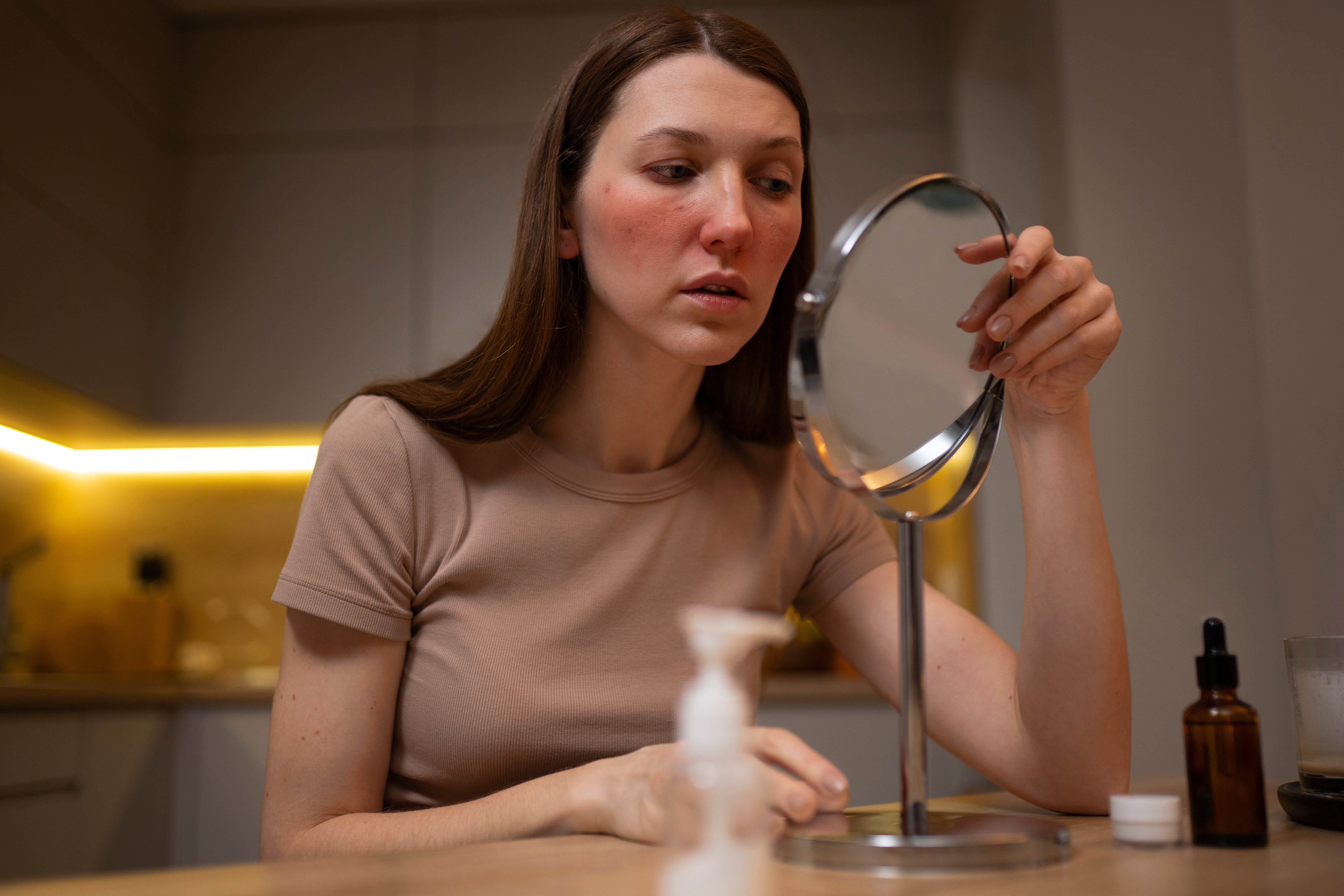 The Science Behind the Best Rosacea Treatments: Ingredients That Work